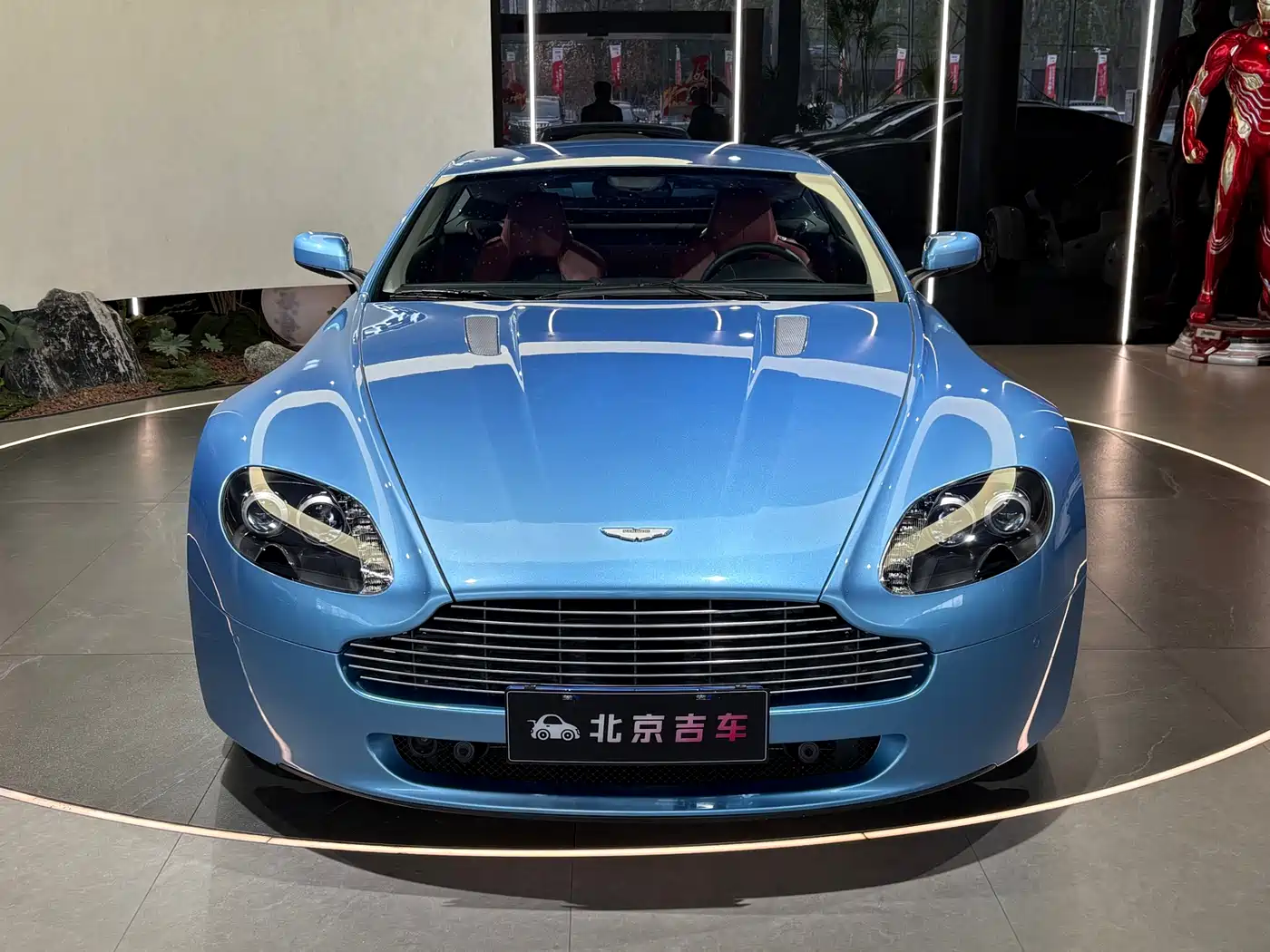 Aston Martin V8 Vantage 2010 2011 4.7L Sportshift Coupe