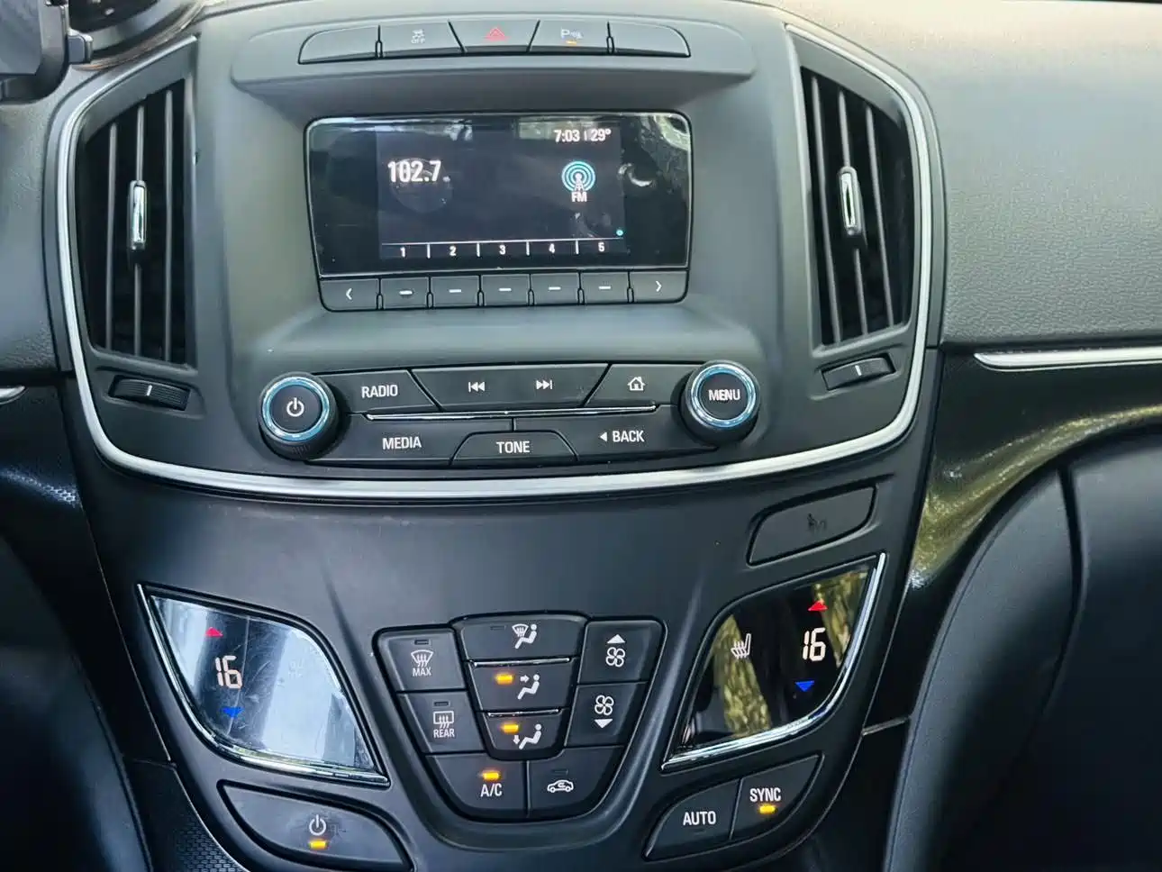 Buick Regal 2014 1.6T Fashion Technology Type фото 14