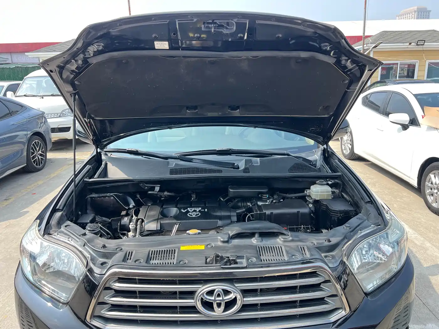 Toyota Highlander 2011 2.7L 2WD 7-seat Luxury Navigation фото 22