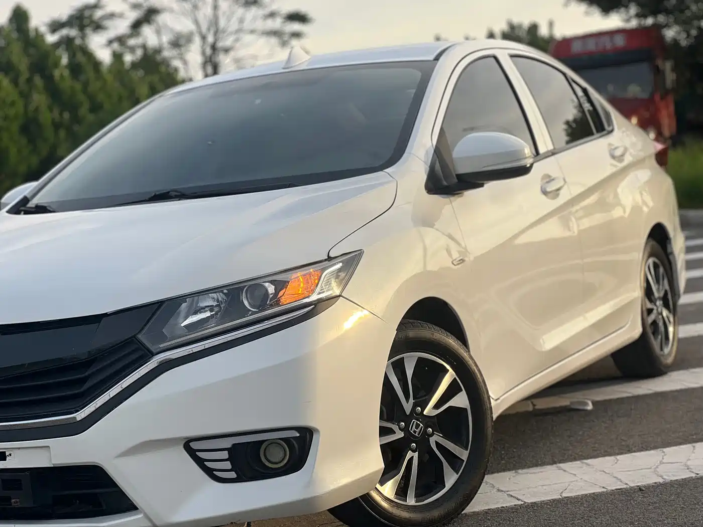 Honda Greiz 2017 2016 1.5L CVT Classic Edition