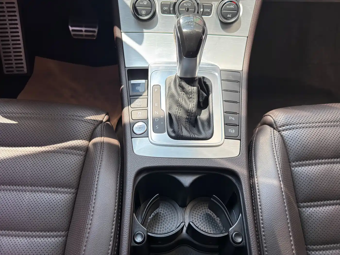 Volkswagen FAW-Volkswagen CC 2018 2.0TSI Luxury фото 19