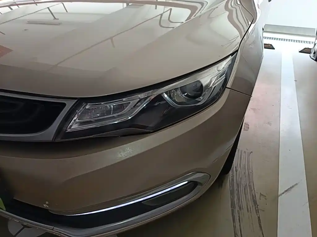Фото 24 - Geely Emgrand GL