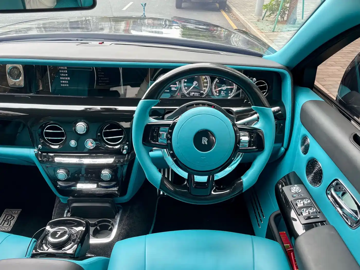 Rolls-Royce Phantom 2006 6.7L Extended Wheelbase EWB фото 8