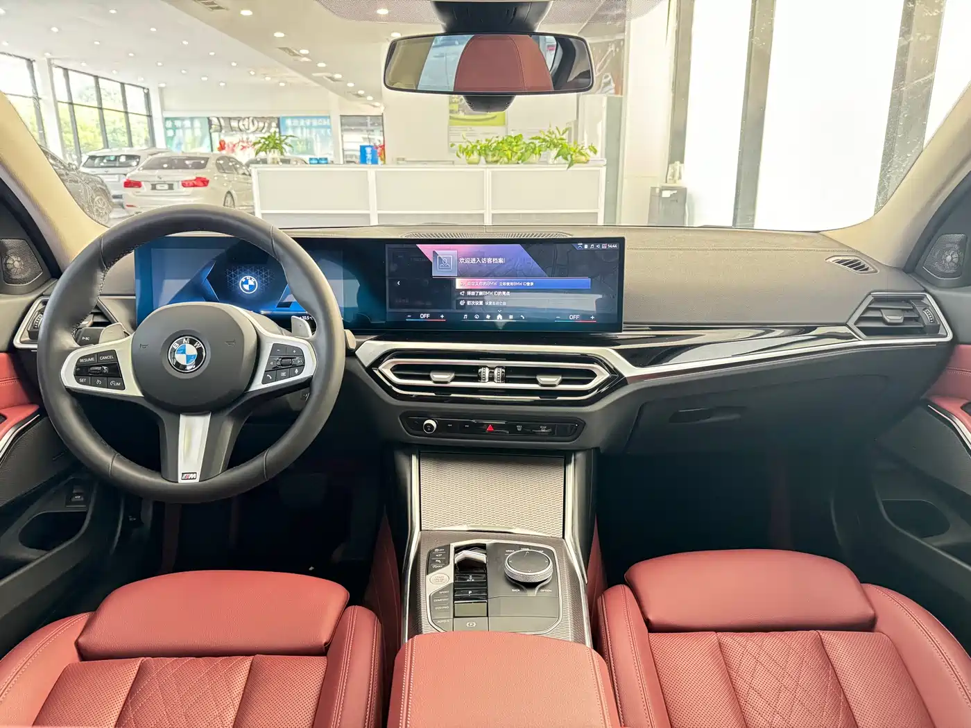 BMW 3 Series 2024 325Li M Sport Shadowline Package фото 11