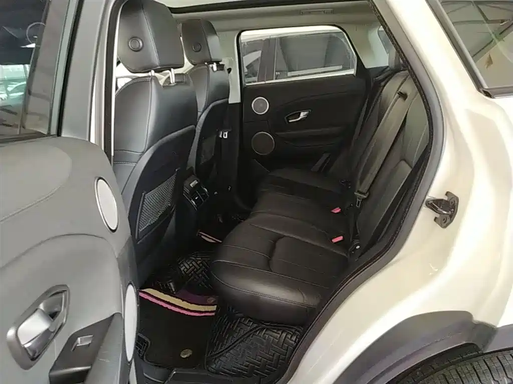 Land Rover Range Rover Evoque 2018 240PS PURE Trend фото 17