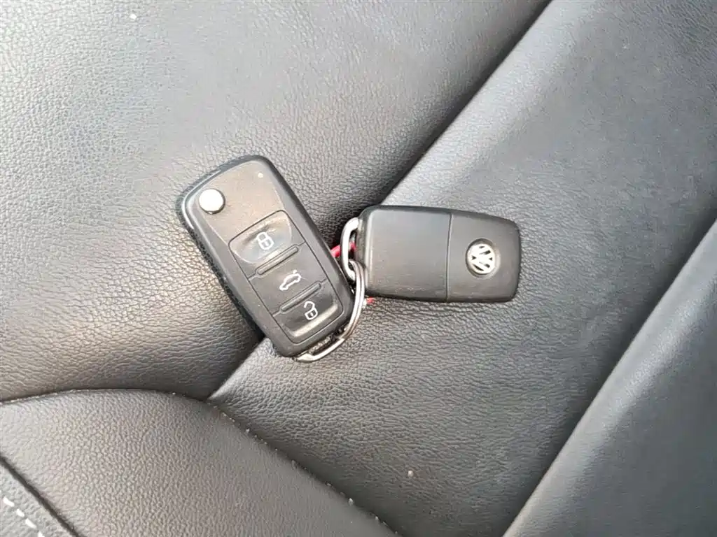 Volkswagen Sagitar 2018 1.6L Automatic Comfort фото 9