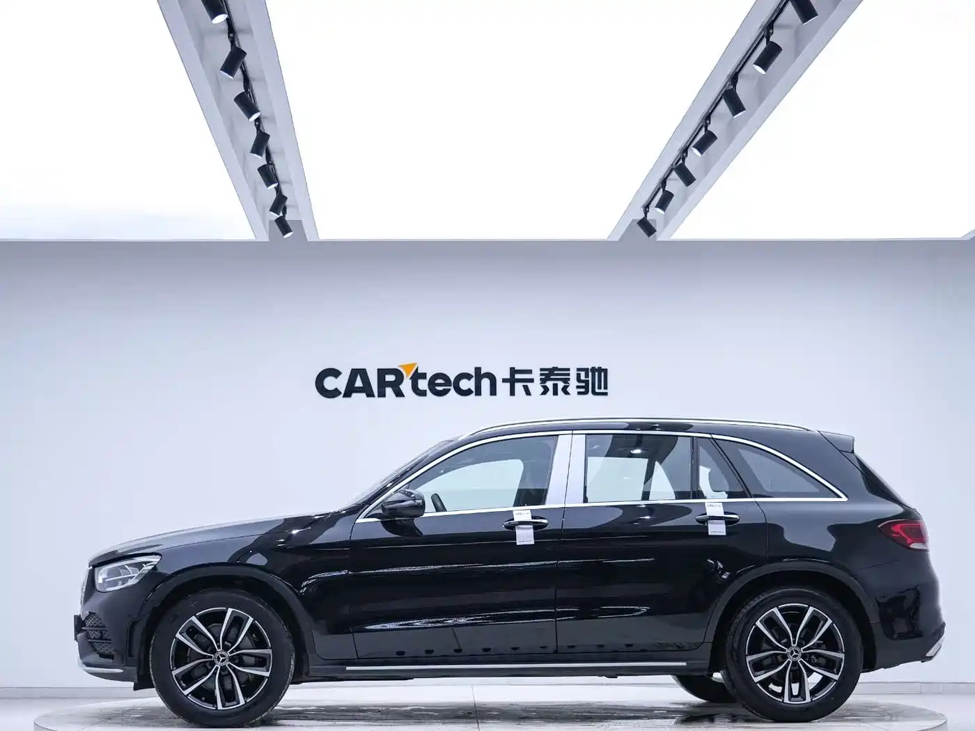 Mercedes-Benz GLC 2021 GLC 260 L 4MATIC Luxury фото 5