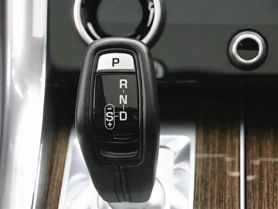 LAND ROVER RANGE ROVER SPORT NEW ENERGY