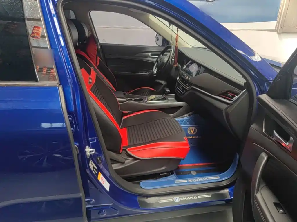 Changan CS35 PLUS 2019 2019 1.4T DCT Cool Connect Blue Whale Edition