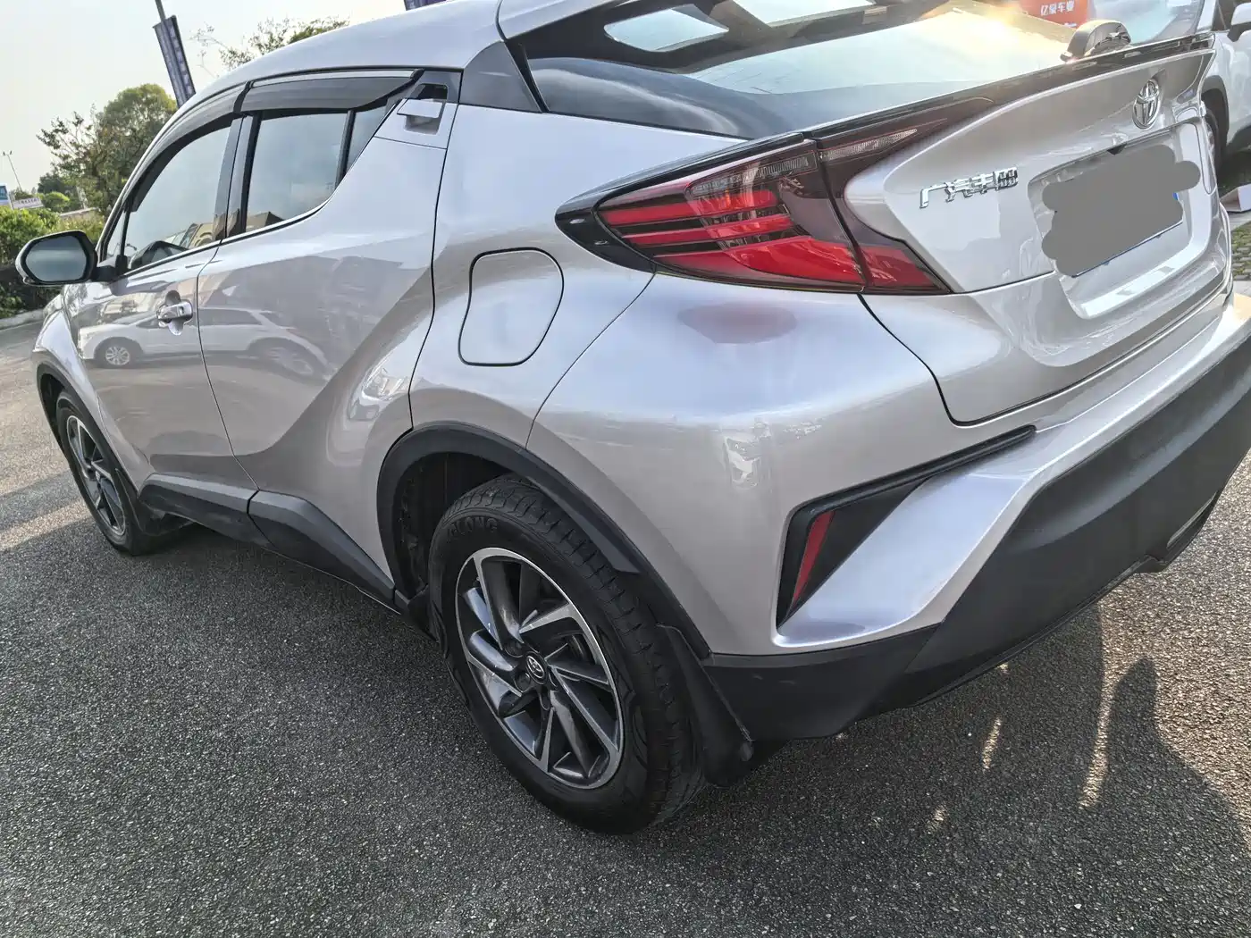 Toyota C-HR 2022 2.0L Leading Edition фото 9
