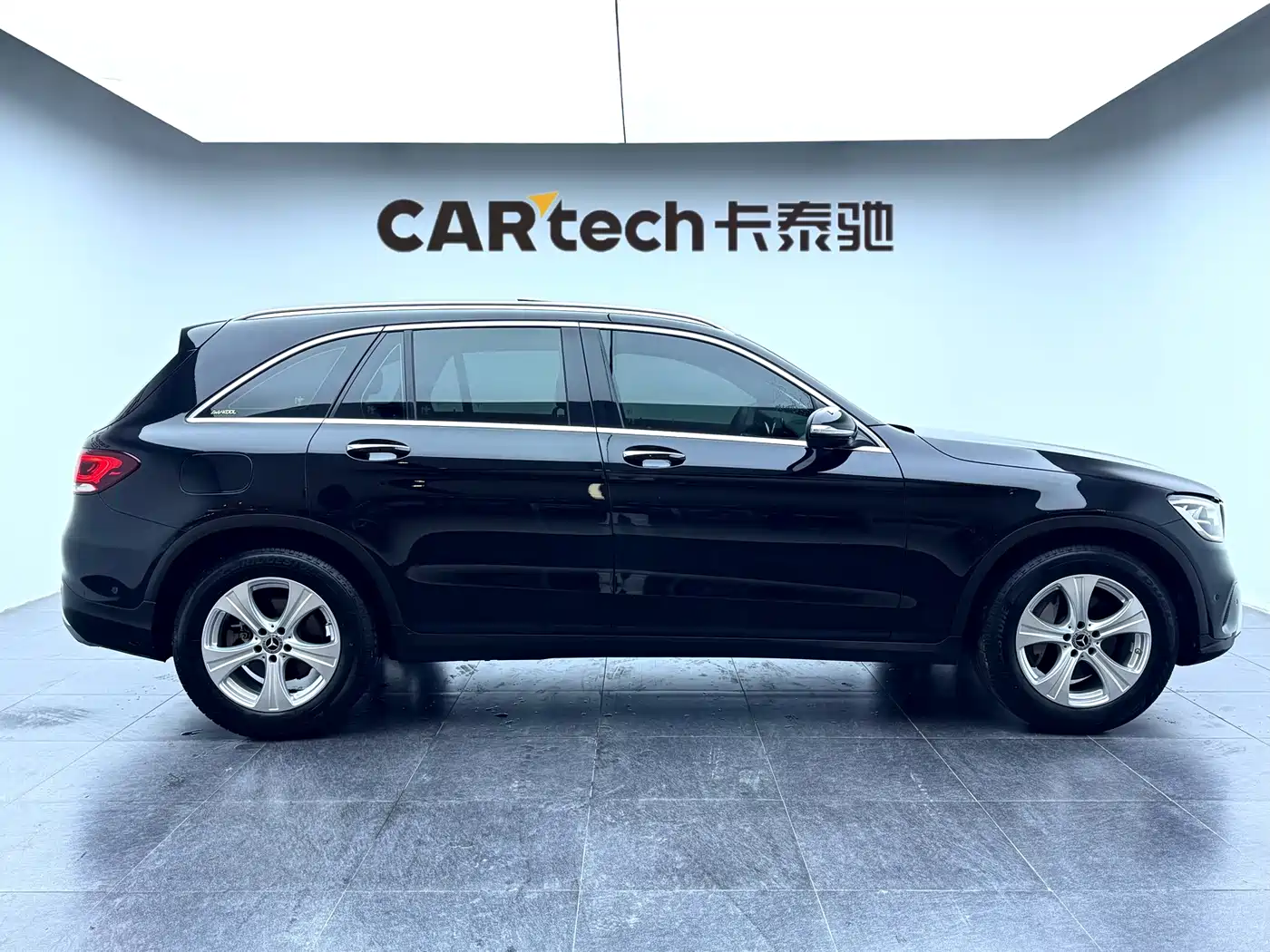 Mercedes-Benz GLC 2020 Facelift GLC 260 L 4MATIC Dynamic фото 4