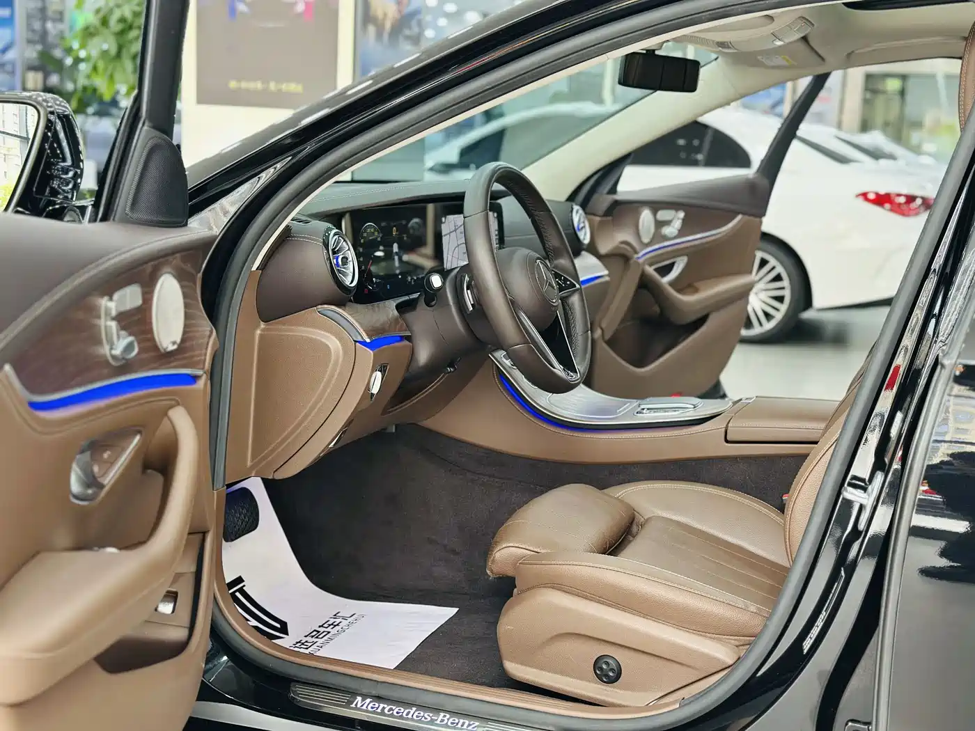 Mercedes-Benz E-Class 2022 Second Facelift E 300 L Luxury фото 5