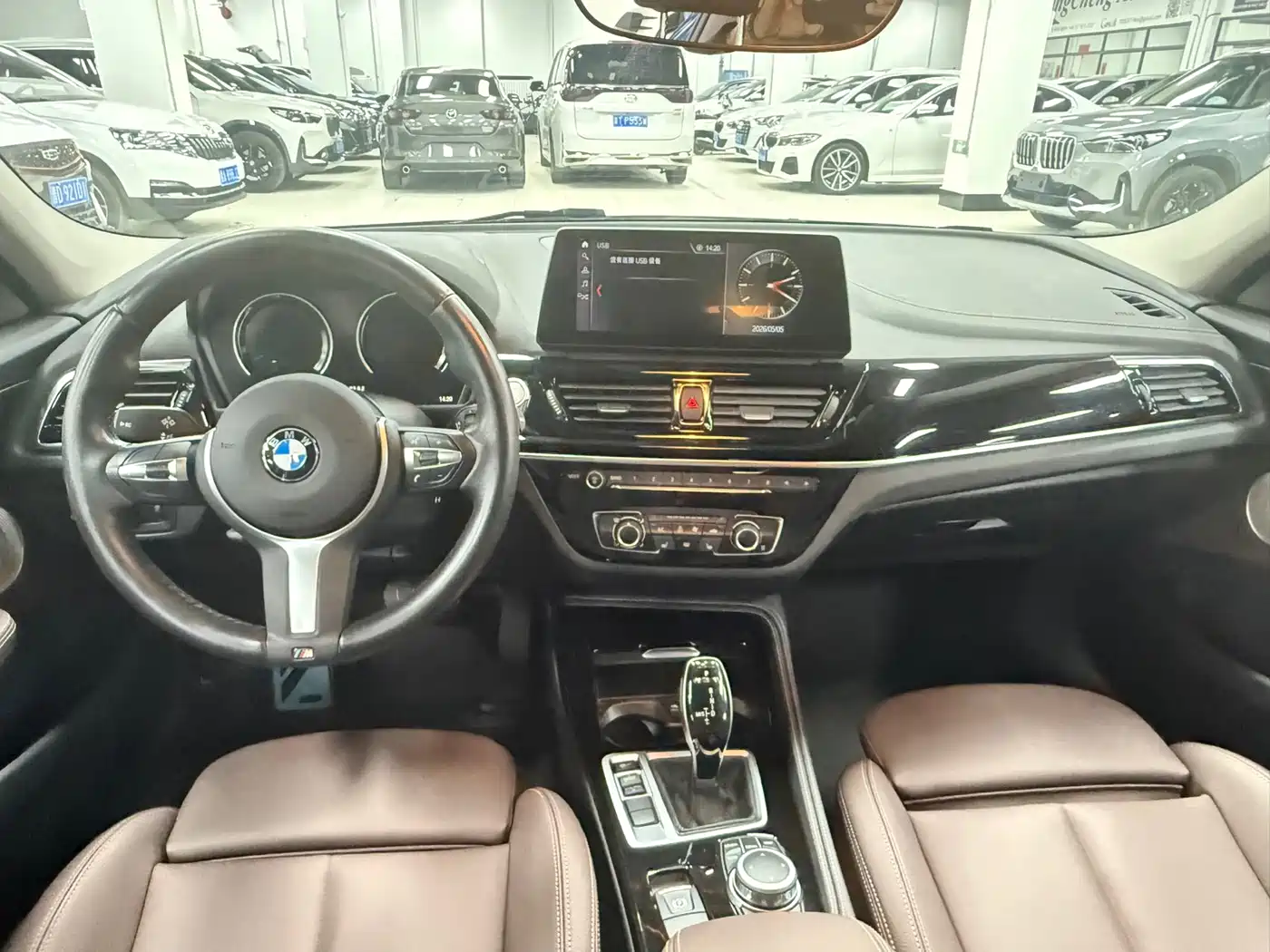 BMW 1 Series 2021 120i M Sport Shadow Edition фото 20
