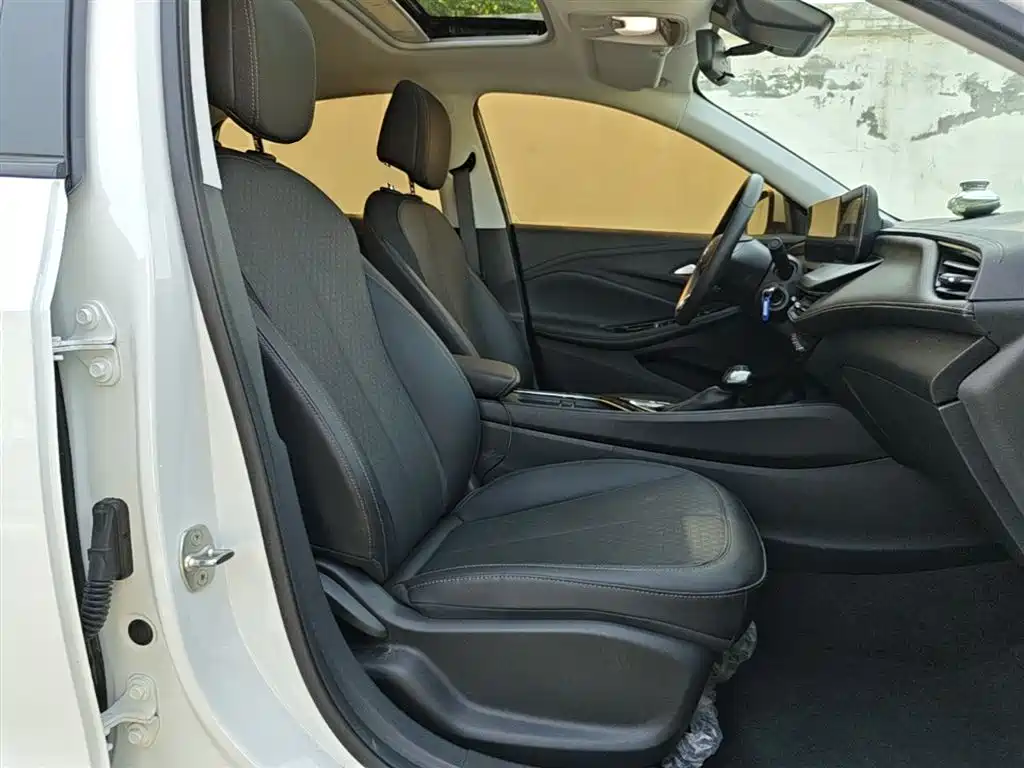 Buick Verano 2023 Pro Joy Edition фото 25