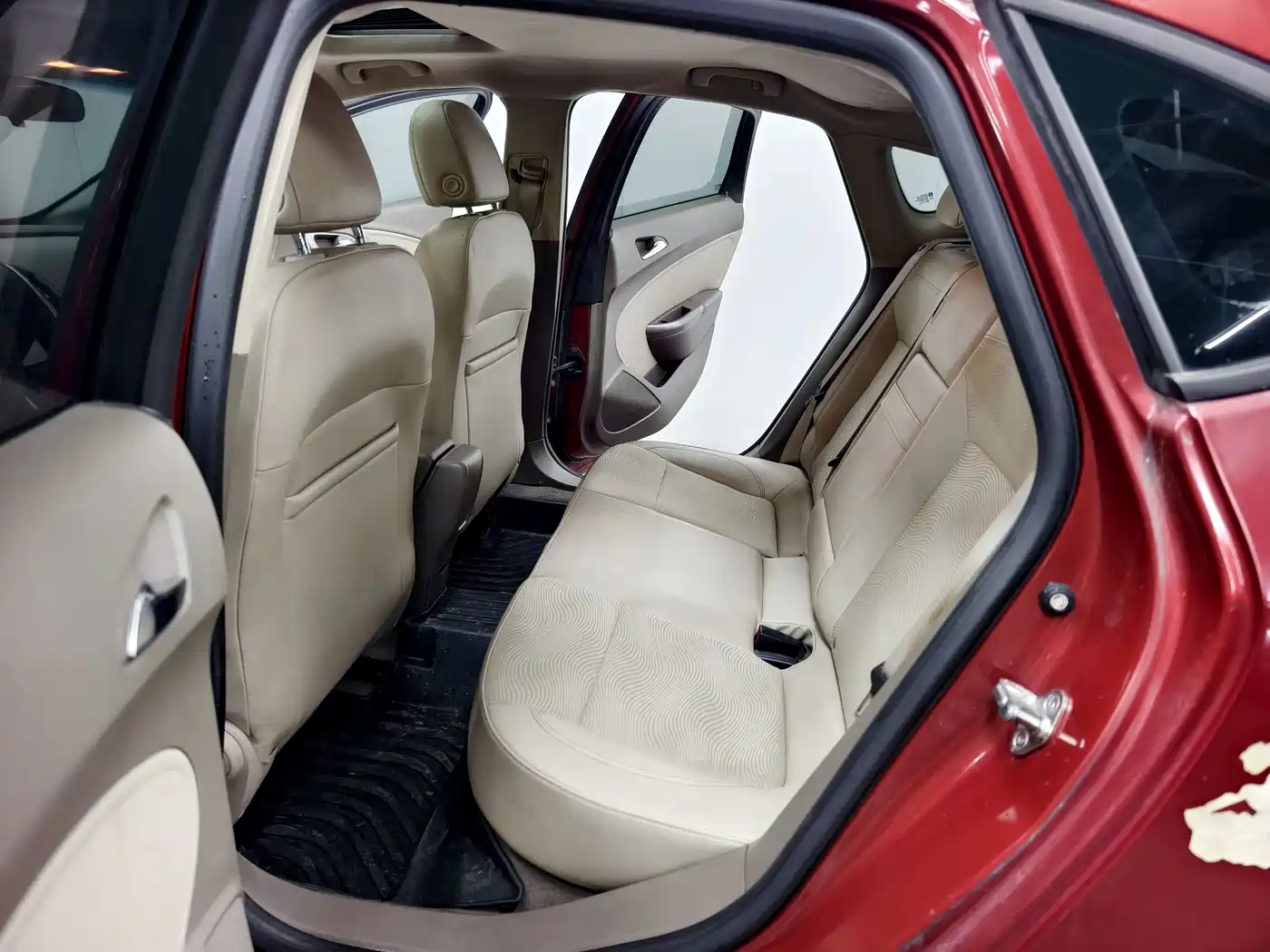Buick Excelle 2013 GT 1.6L Automatic Fashion Edition фото 13