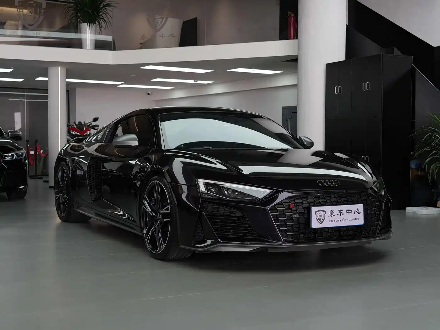 Audi R8 2022 V10 Coupe Performance фото 9
