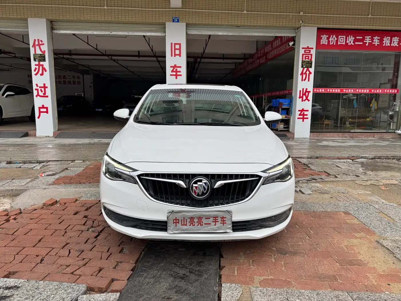 Buick Excelle 2019 18T Auto Connected Elite China VI фото 2