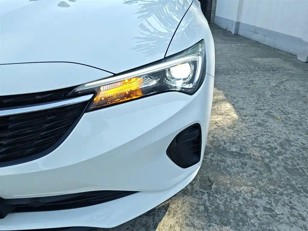 Buick Verano 2023 Pro Joy Edition фото 24