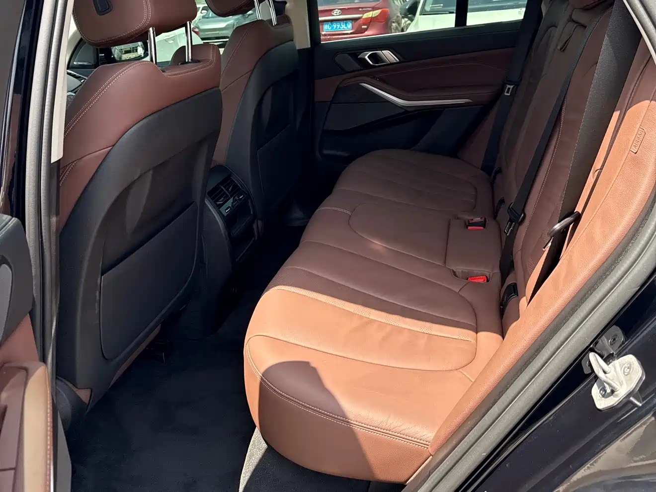 BMW X5 (Import) 2021 xDrive40i M Sport Package фото 13
