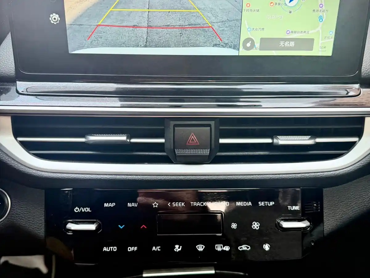 Kia K3 2023 Model 1.5L CVT Luxury Edition фото 20