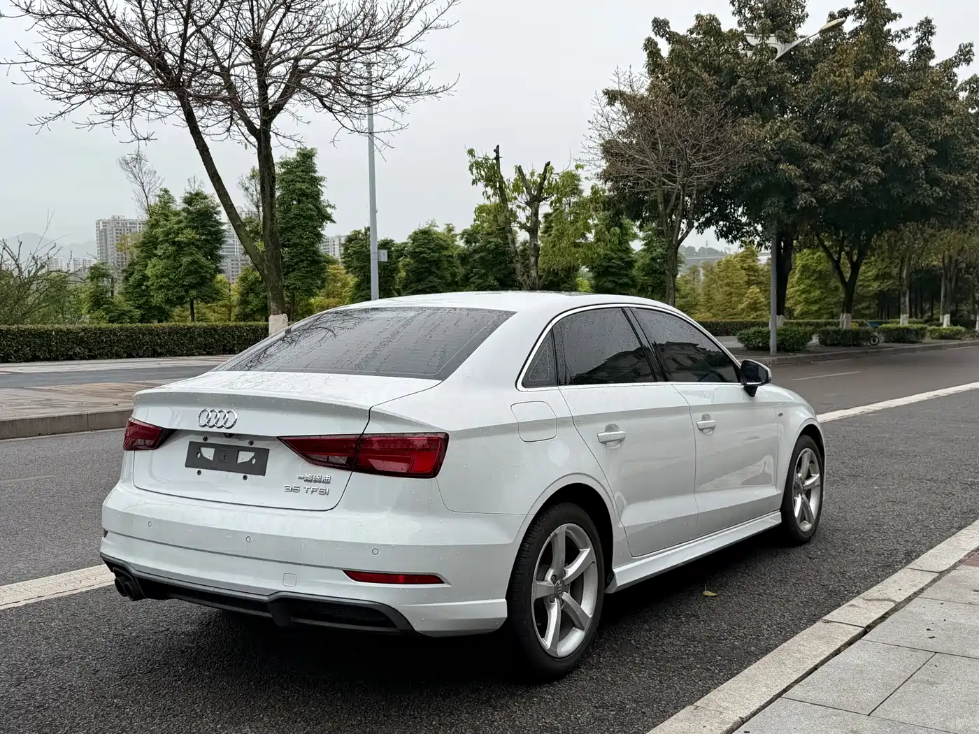Audi A3 2017 Limousine 35 TFSI Fashion фото 12