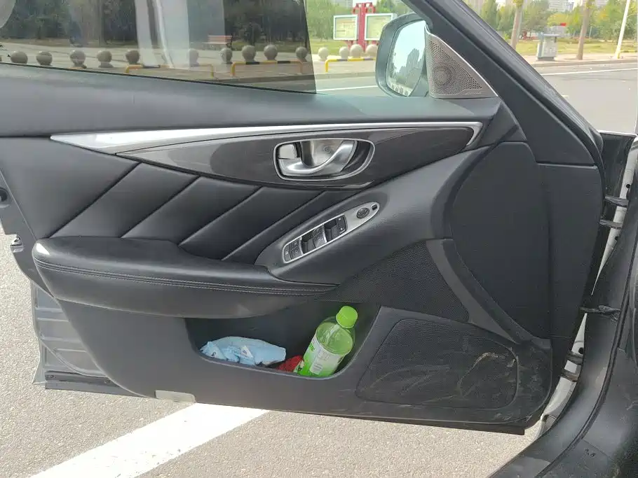 Infiniti Q50L 2015 2015 2.0T Comfort