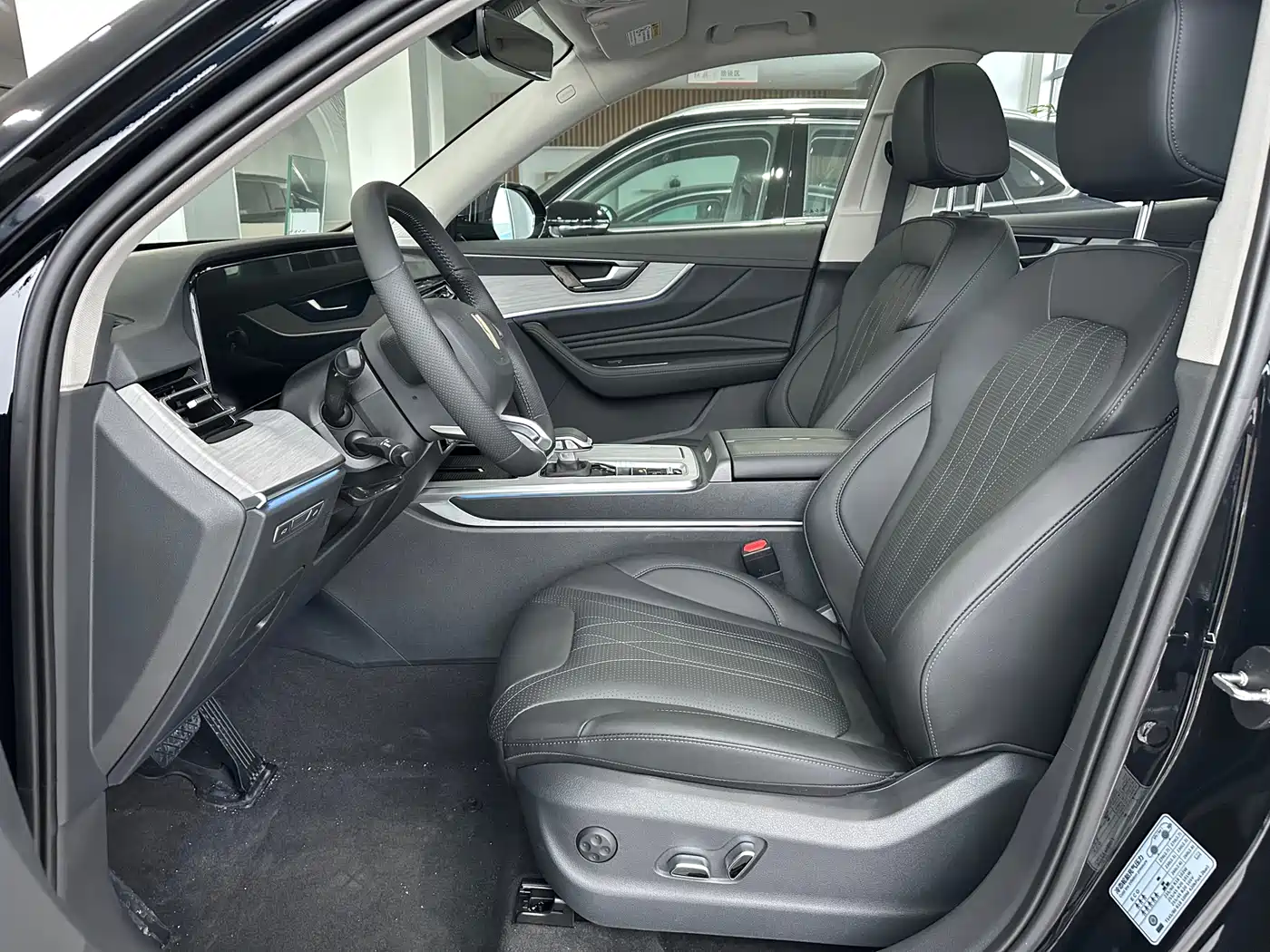 Hongqi HS5 2025 2.0T 2WD Qixiang Pro фото 5