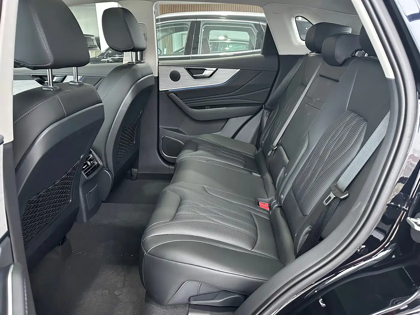 Hongqi HS5 2025 2.0T 2WD Qixiang Pro фото 11