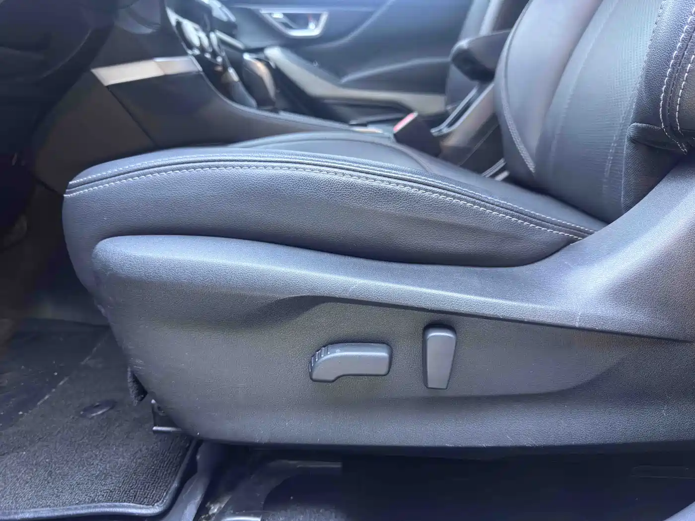 Subaru Forester 2022 2.0i AWD Luxury Edition with EyeSight фото 19