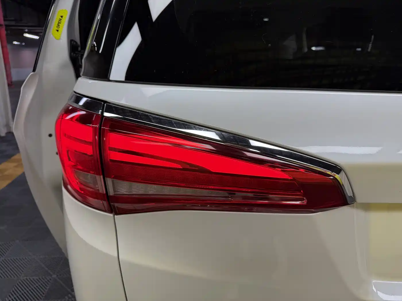 Buick GL8 2017 ES 28T Comfort Type China V фото 14