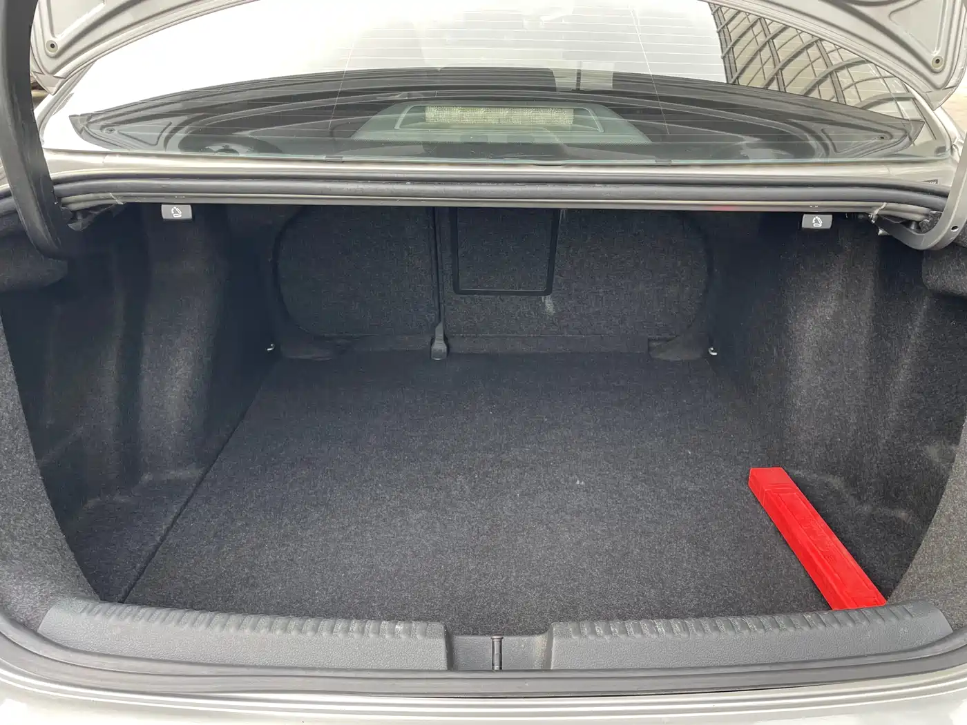 Volkswagen Sagitar 2014 1.4TSI Automatic Luxury фото 13
