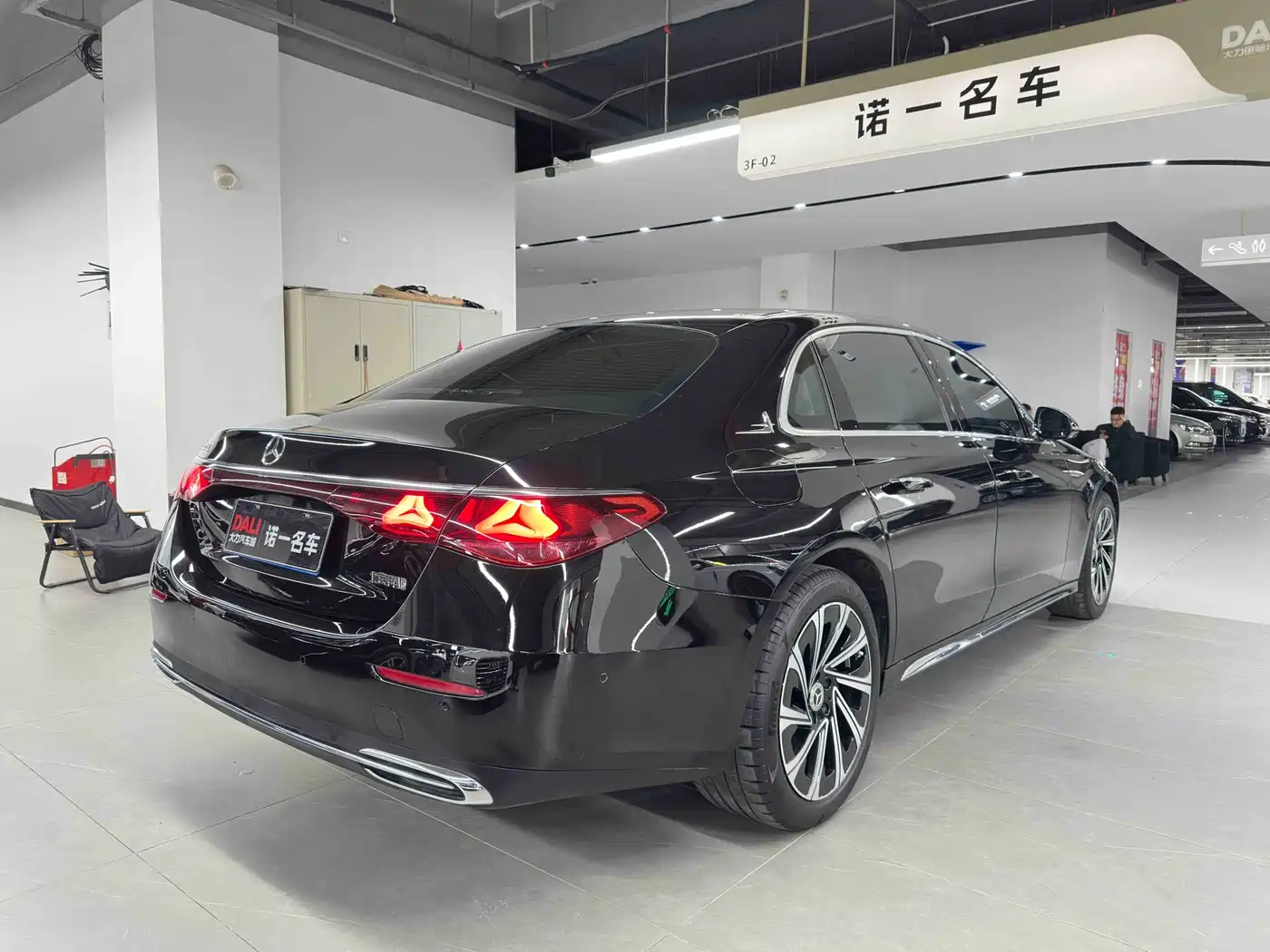 Mercedes-Benz E-Class 2025 Facelift E 300 L Luxury фото 4