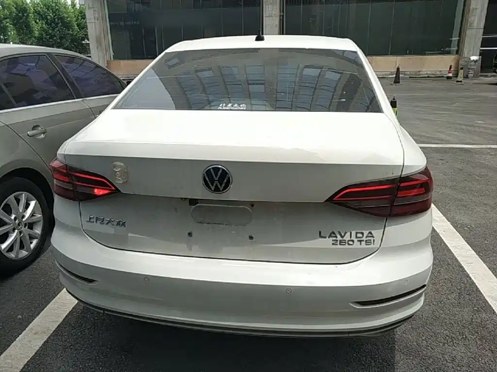VOLKSWAGEN LAVIDA