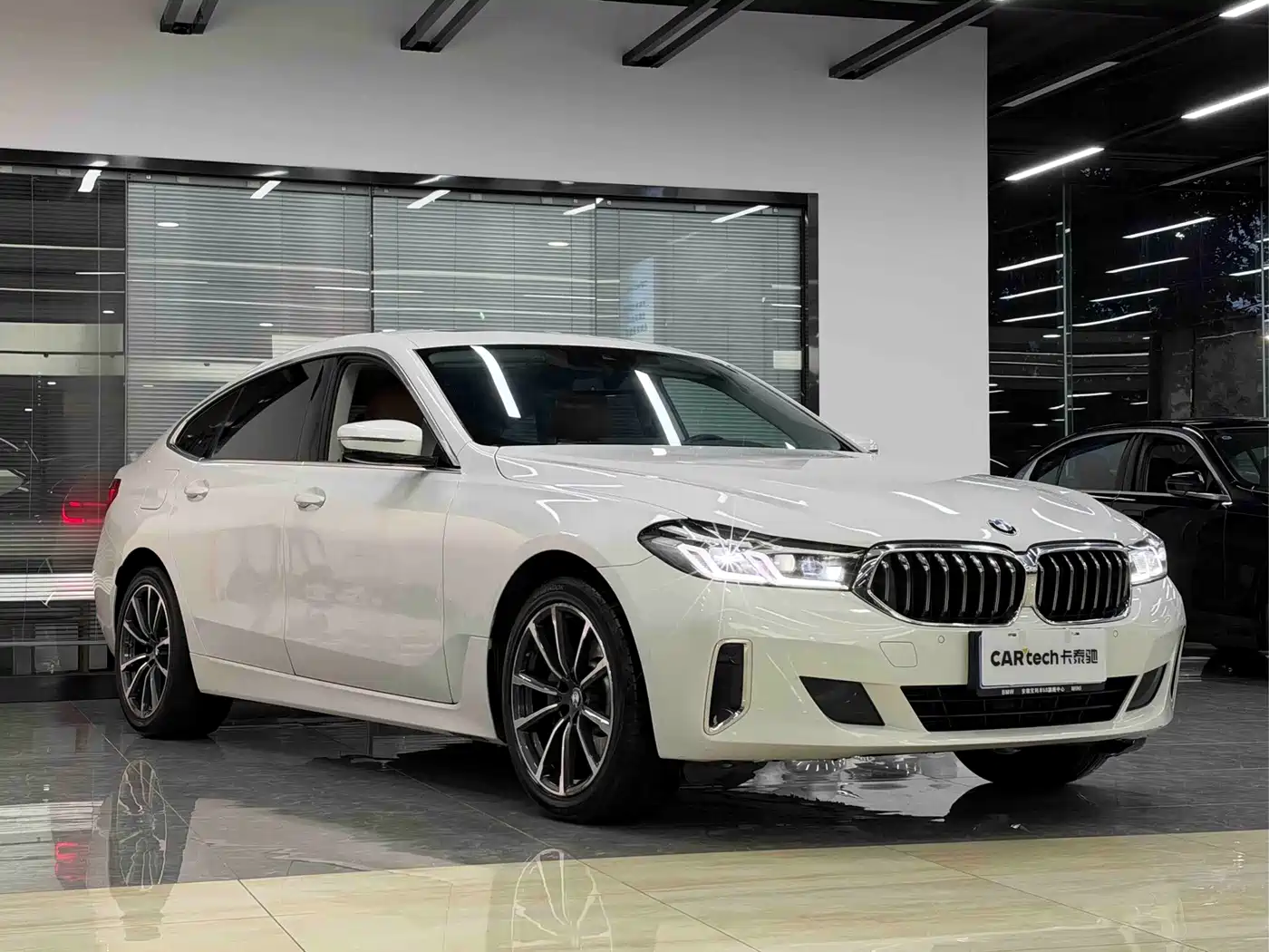 BMW 6 Series GT 2023 2022 Model 630i Luxury Design Package