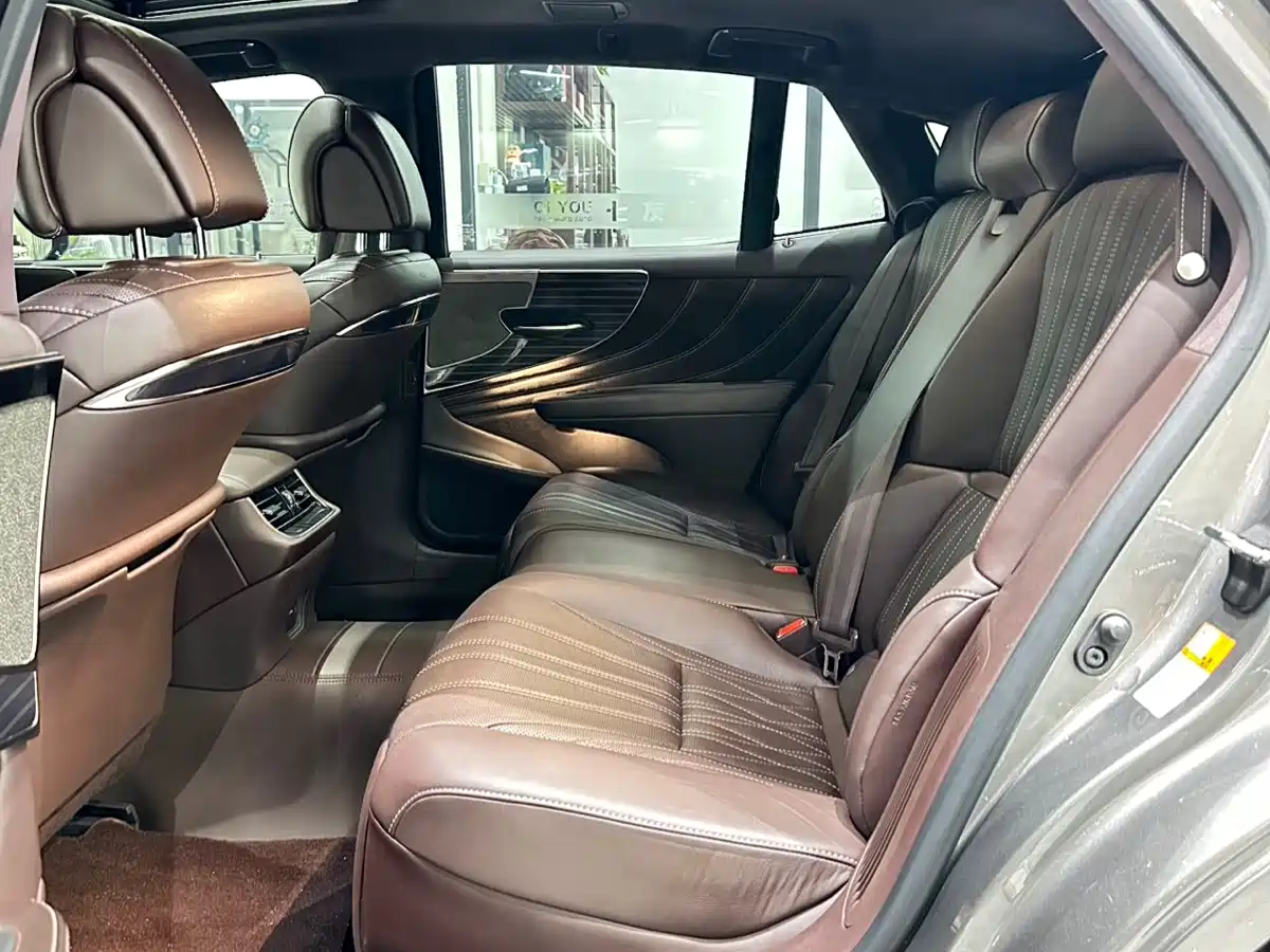 Lexus LS 2020 500h Luxury (China VI) фото 12