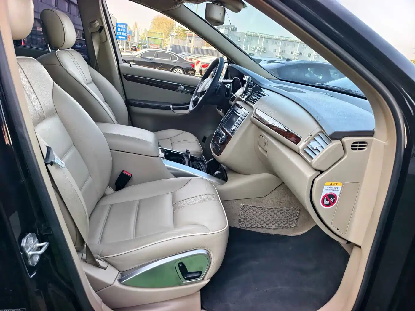 Mercedes-Benz R-Class 2011 R 350 L 4MATIC фото 17
