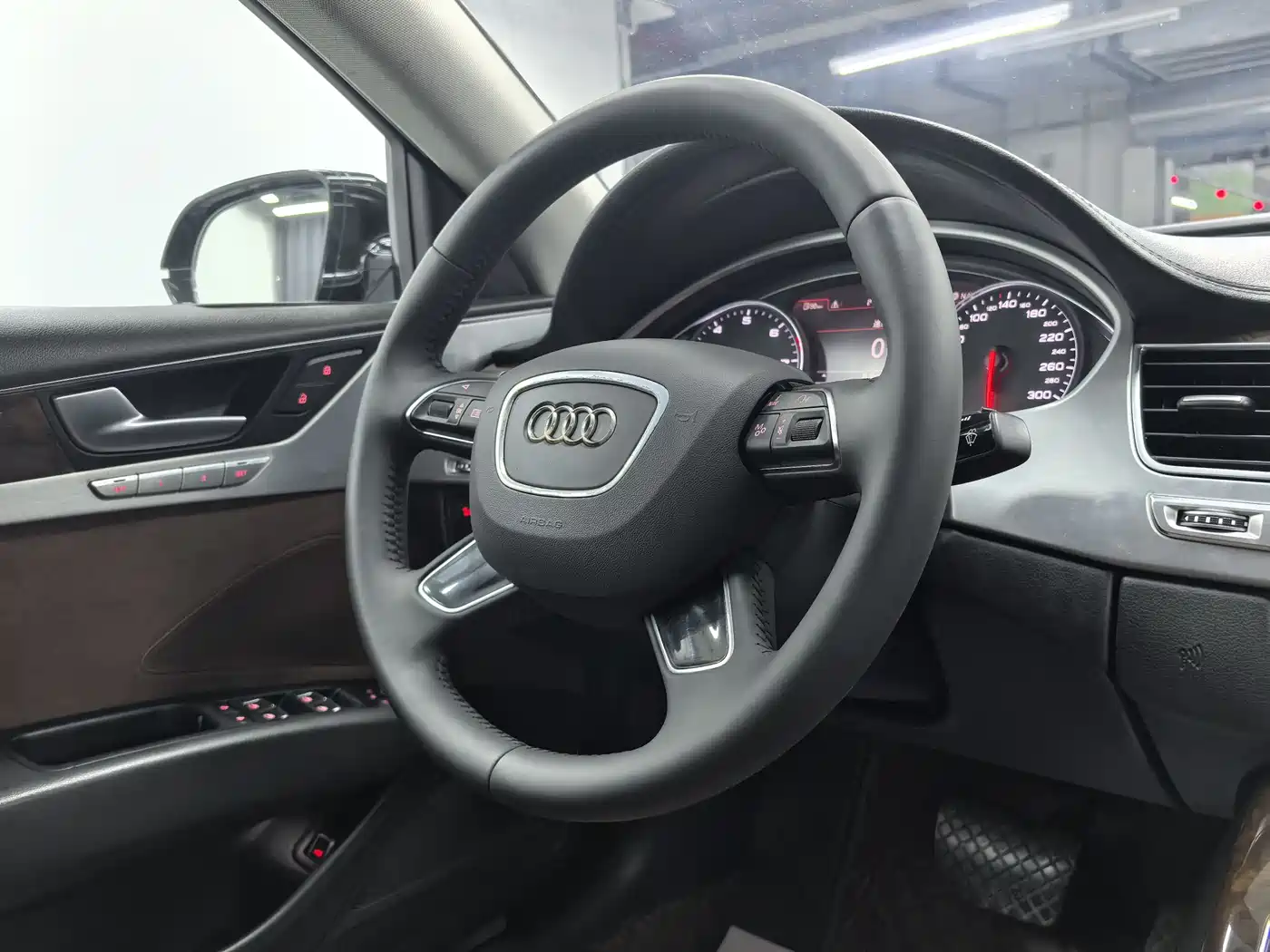 Audi A8 2014 A8L 45 TFSI quattro Comfort фото 9
