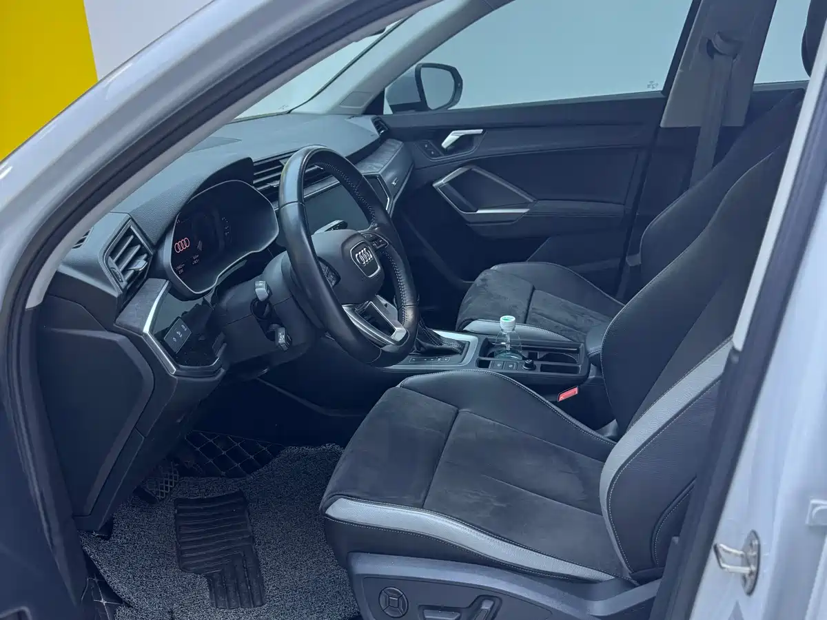 Audi Q3 2022 35 TFSI Progressive Dynamic фото 5