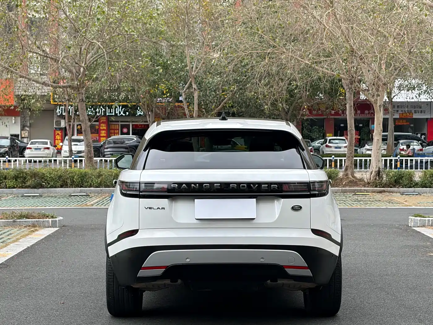 Land Rover Range Rover Velar 2024 S фото 7
