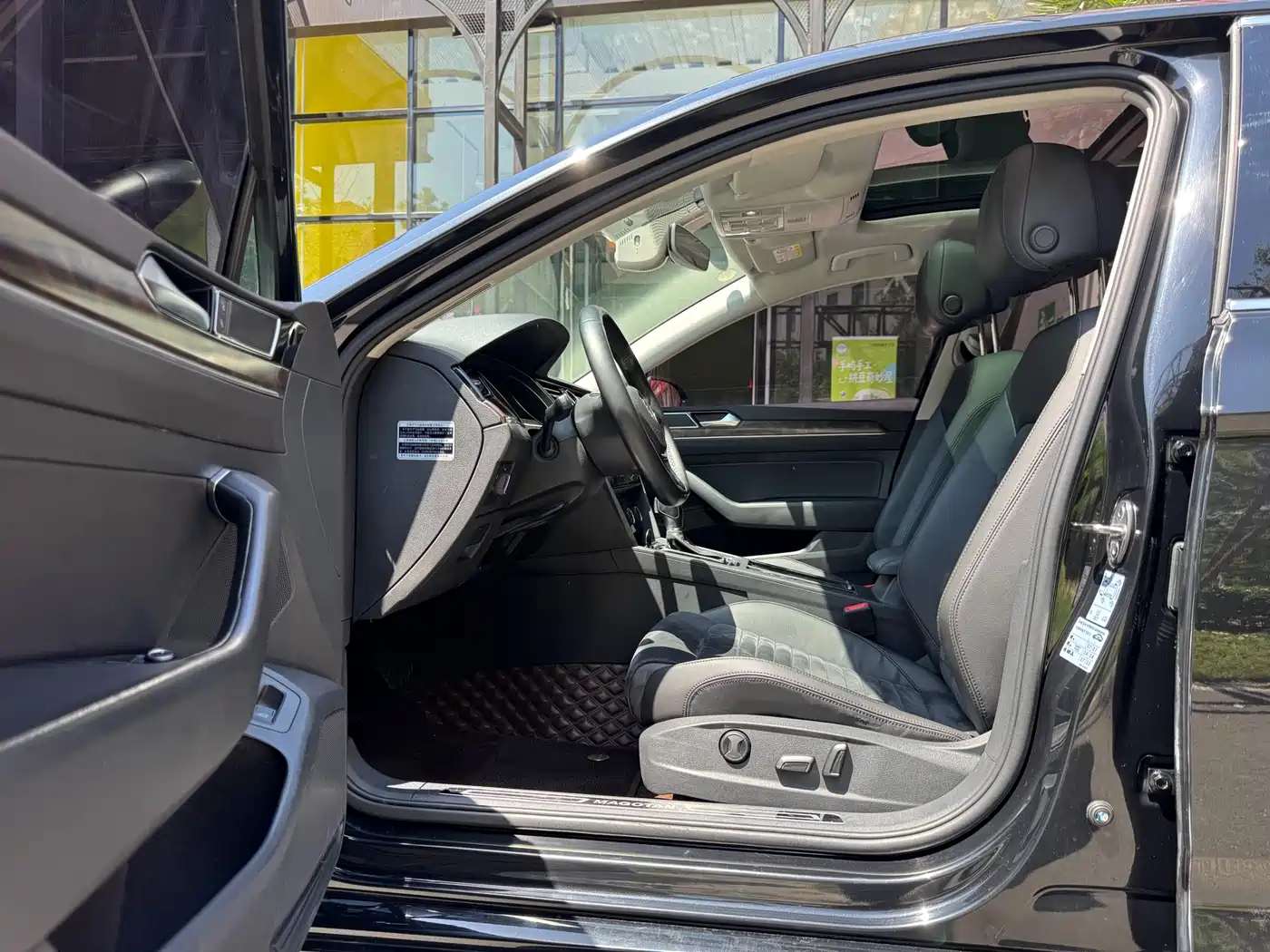 Volkswagen Magotan 2017 380TSI DSG Luxury фото 3