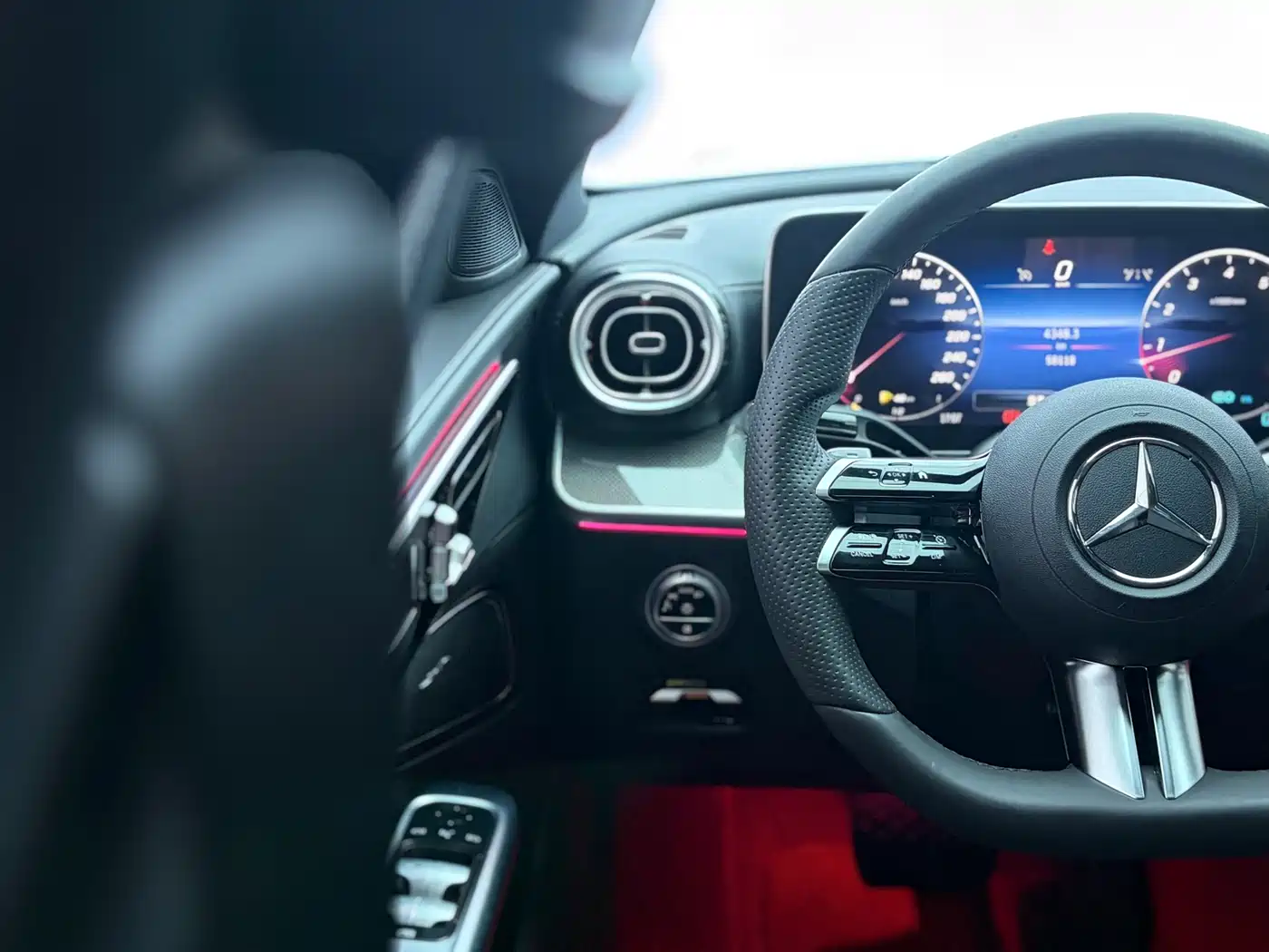 Mercedes-Benz C-Class 2022 C 260 L Sport Edition фото 13