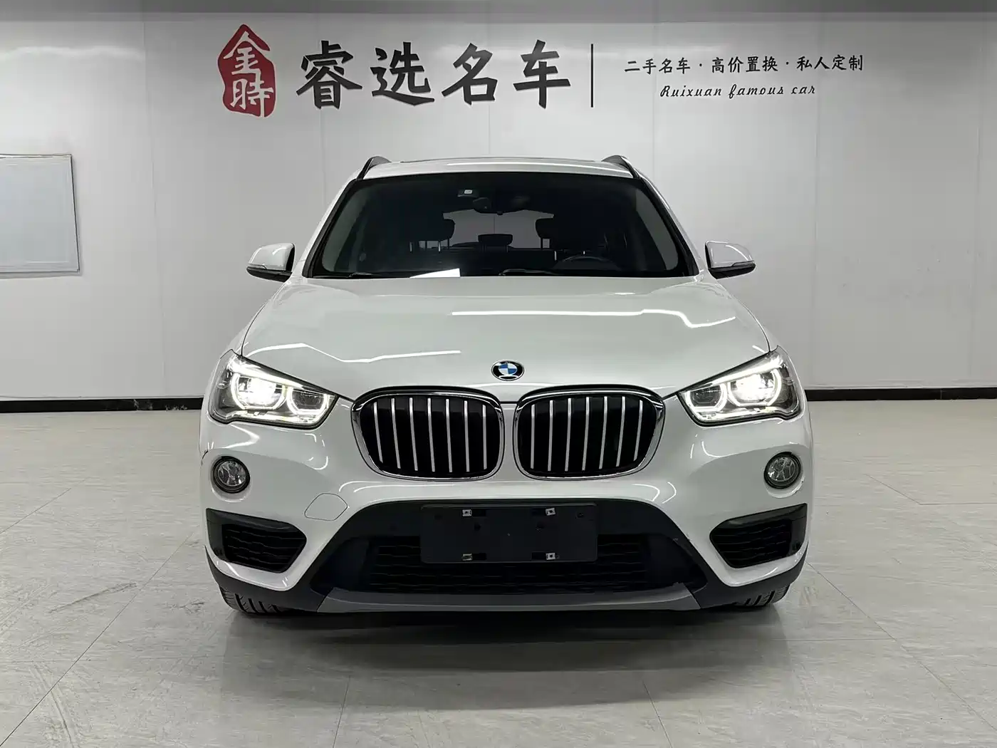 BMW X1 2016 sDrive18Li Premium Model фото 2