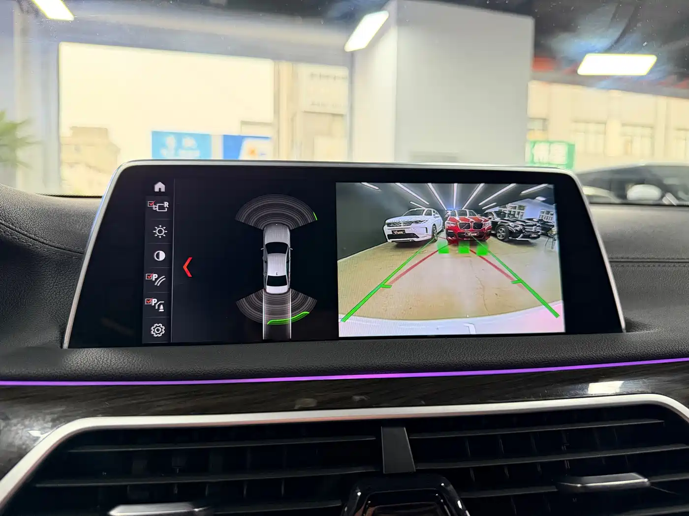 BMW 7 Series 2016 730Li Leading фото 15