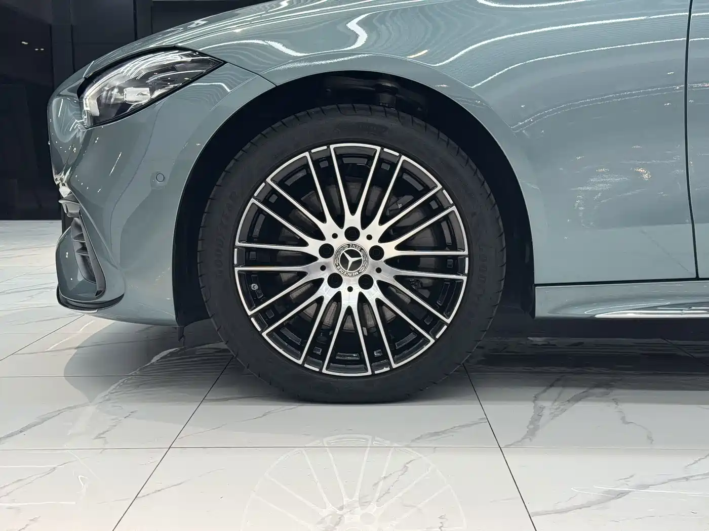 Mercedes-Benz C-Class 2025 2026 C 260 L Sport
