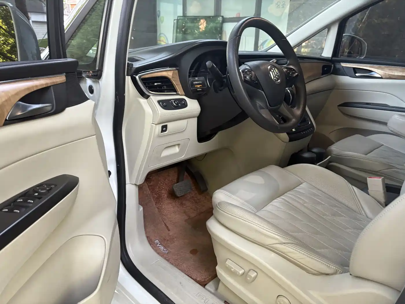 Buick GL8 2020 Model Land Business Class 652T Comfort фото 6