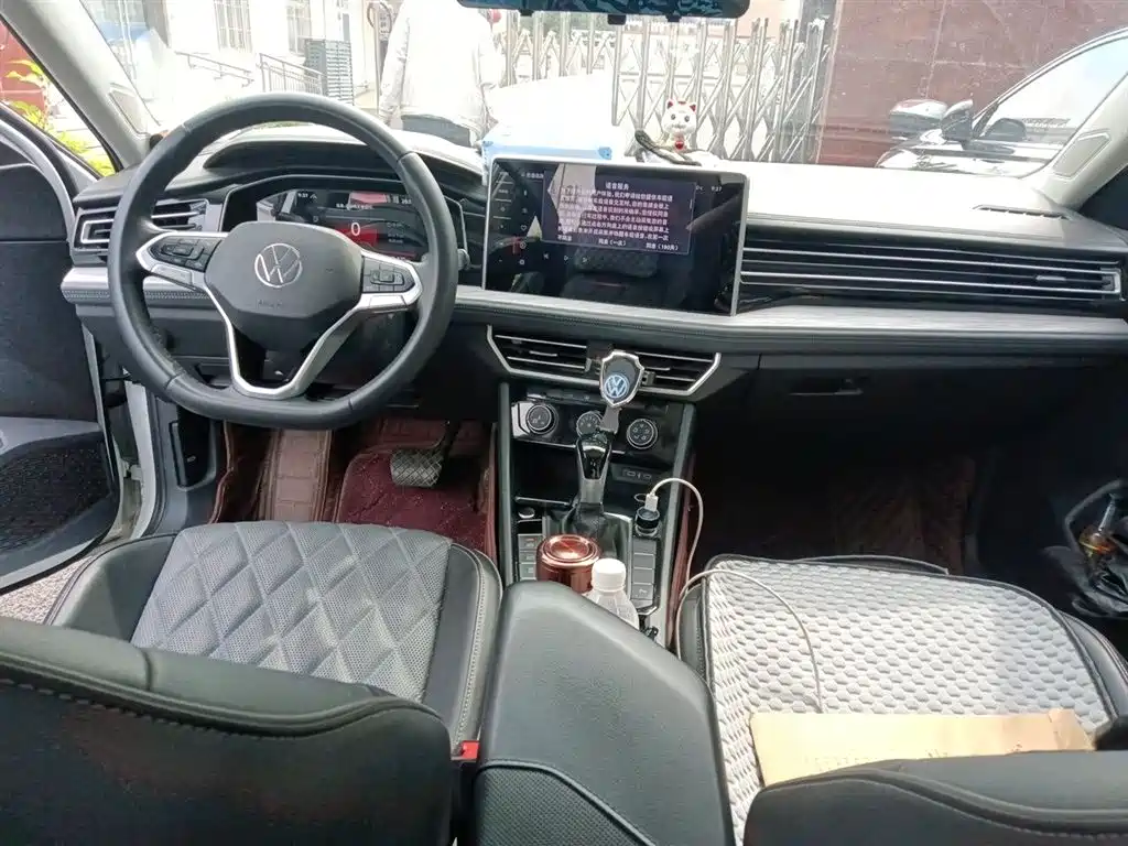 Volkswagen Sagitar 2023 300TSI DSG Surpassing Edition фото 13