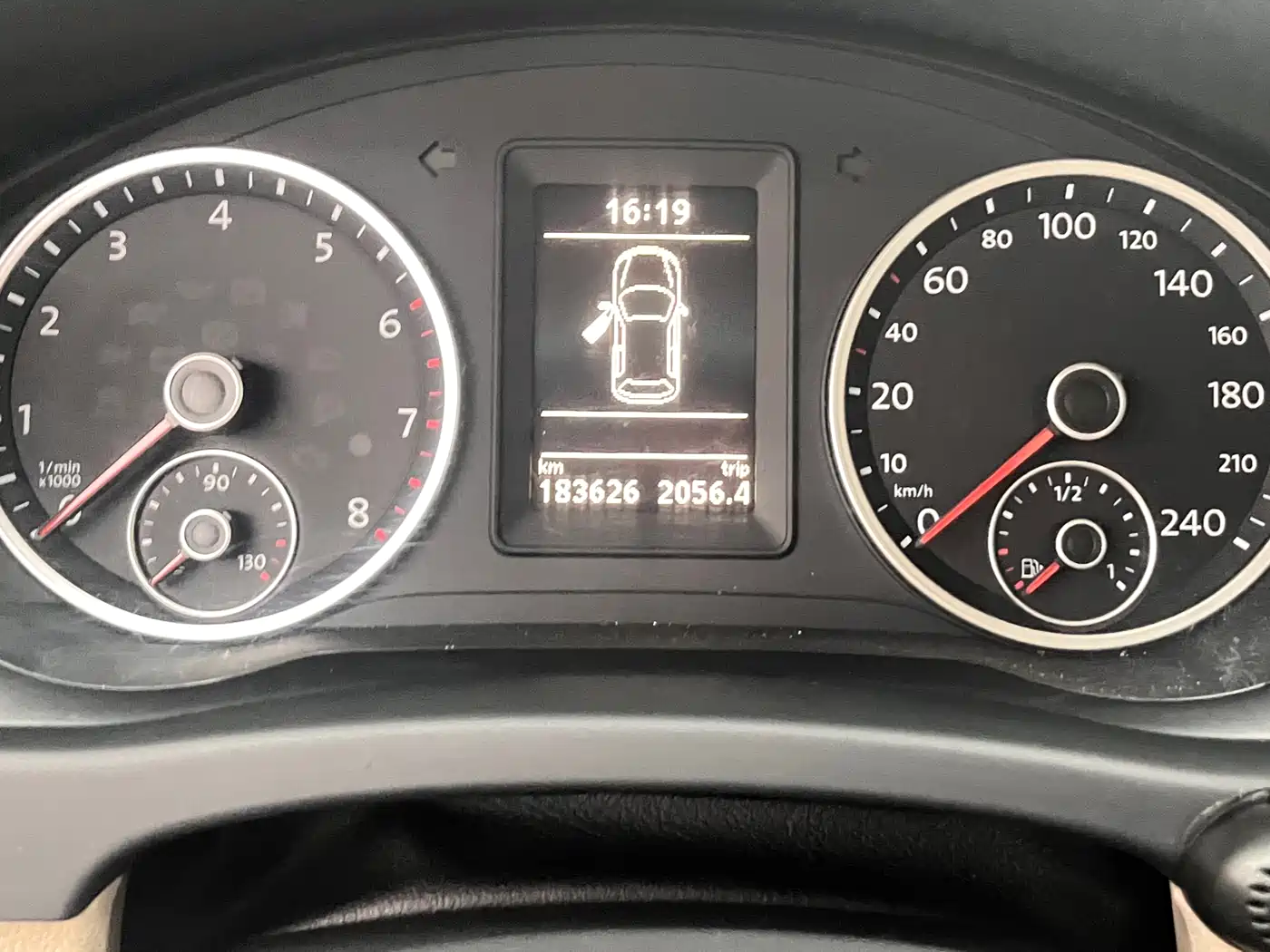 Volkswagen Tiguan 2012 1.8TSI Automatic 4WD Elite Edition фото 16