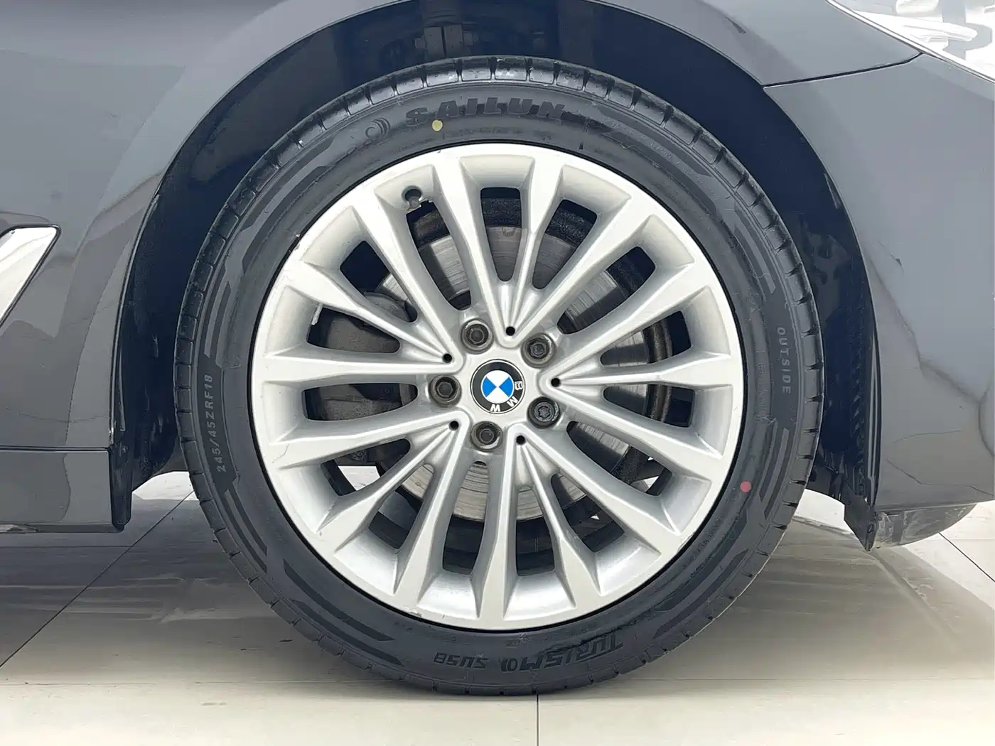 BMW 5 Series 2018 525Li Luxury Package фото 18