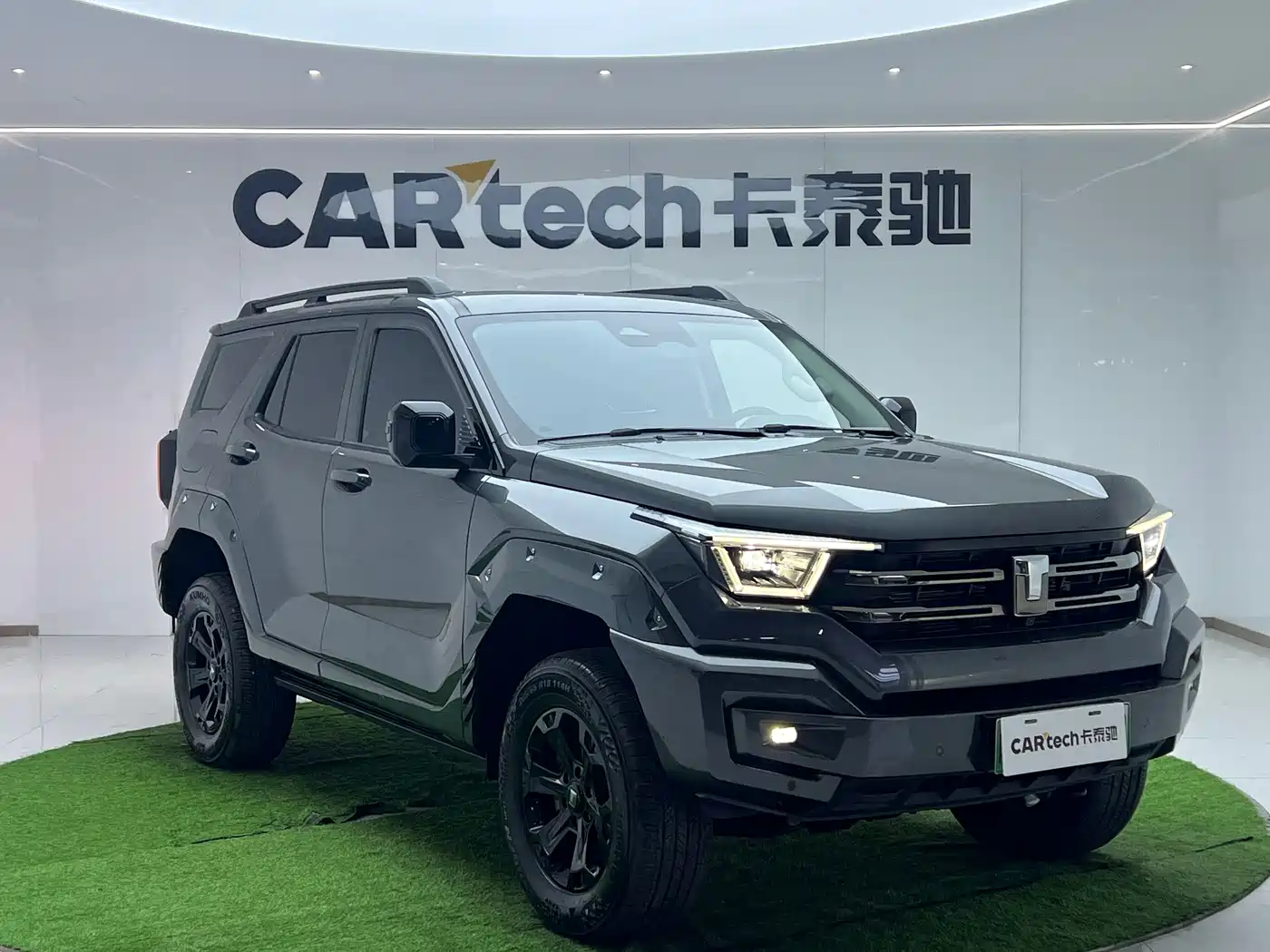 Tank 400 New Energy 2024 Hi4-T Off-Road Edition фото 5