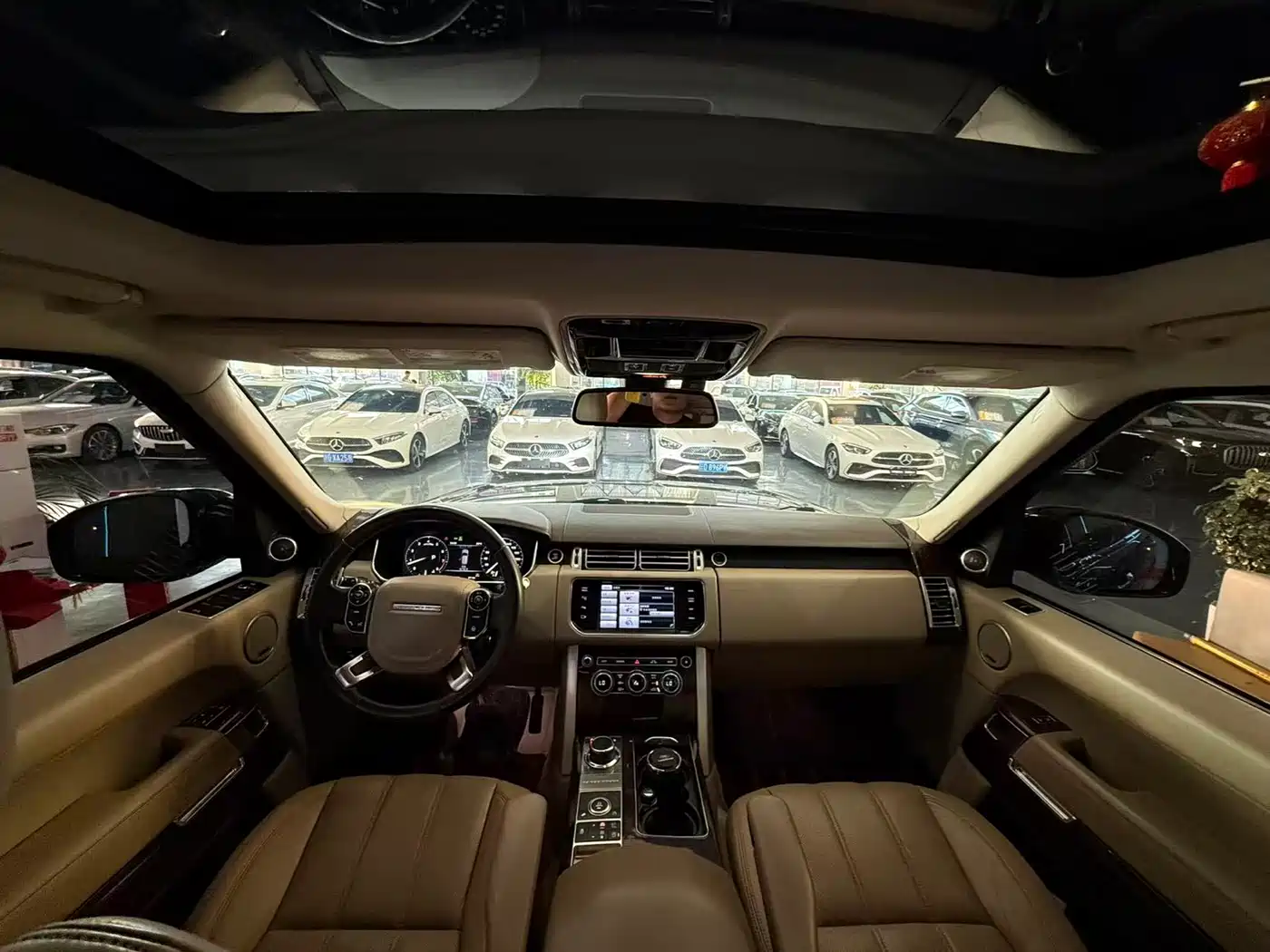 Land Rover Range Rover 2014 3.0 SC V6 Vogue фото 4